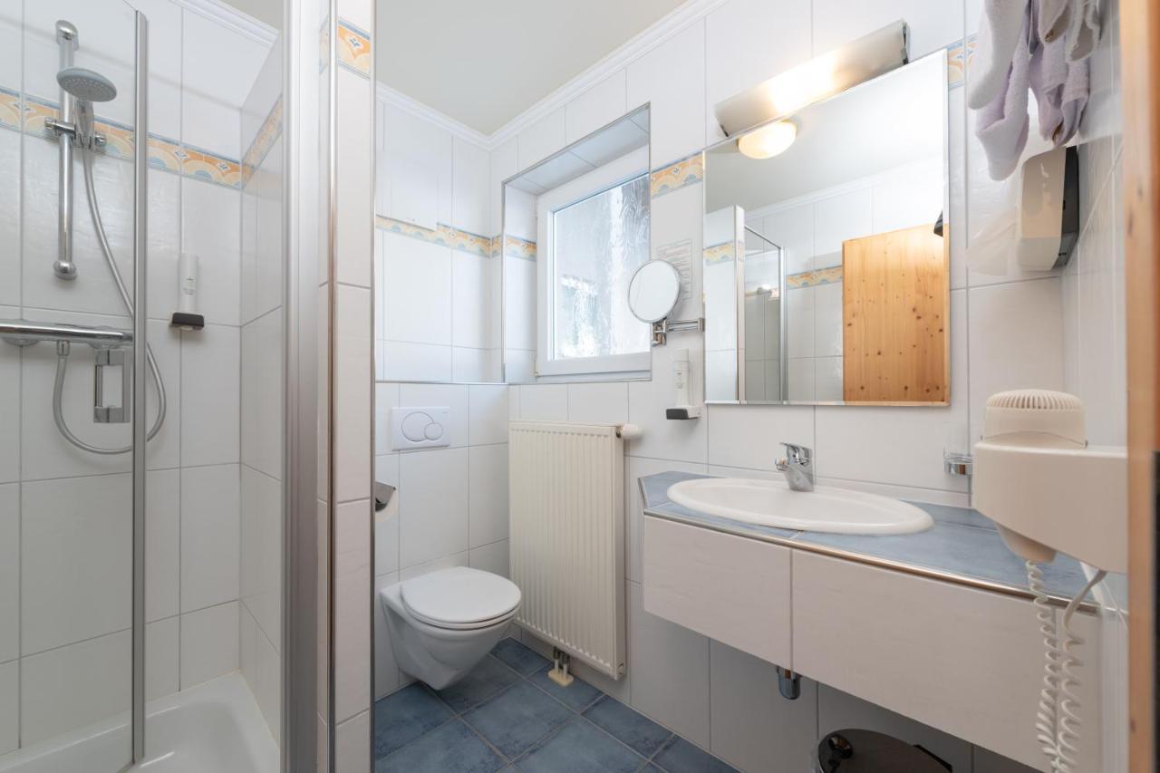 Hotel Schoenberger Nussdorf am Attersee Ngoại thất bức ảnh